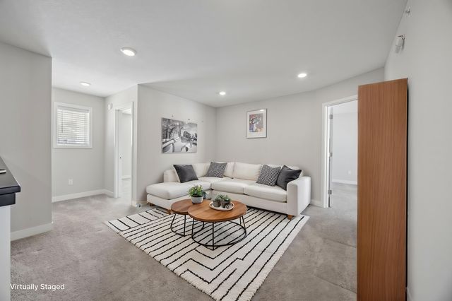 7225 Dora Drive, Lino Lakes, MN 55038