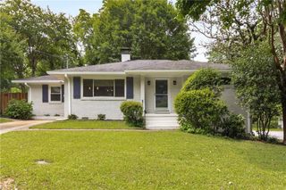 1060 Pinedale SE Drive, Smyrna, GA 30080