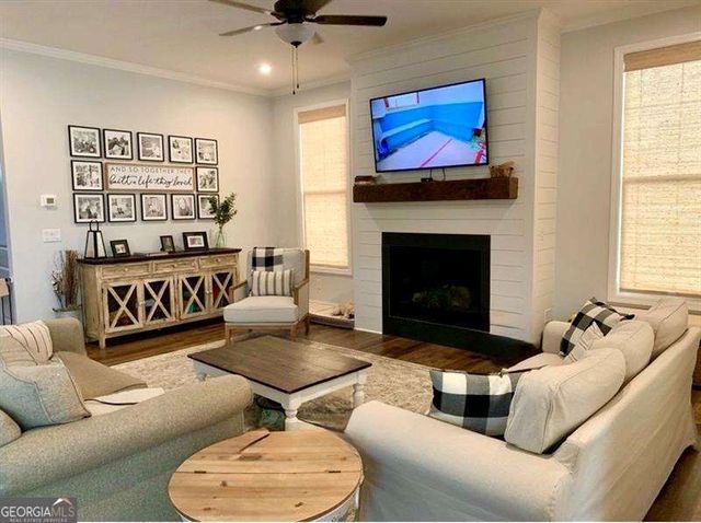 102 Fieldbrook Crossing, Canton, GA 30115