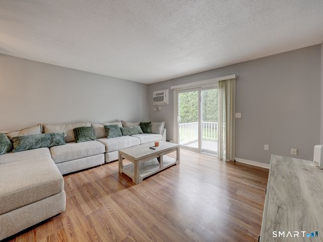 245 East Woodland Street 35, Meriden, CT 06451