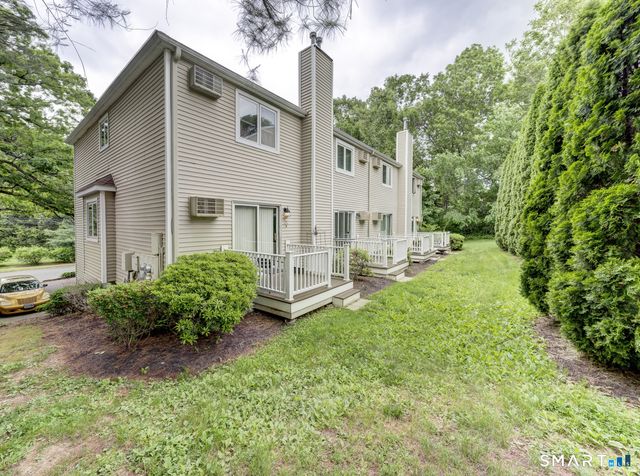 245 East Woodland Street 35, Meriden, CT 06451