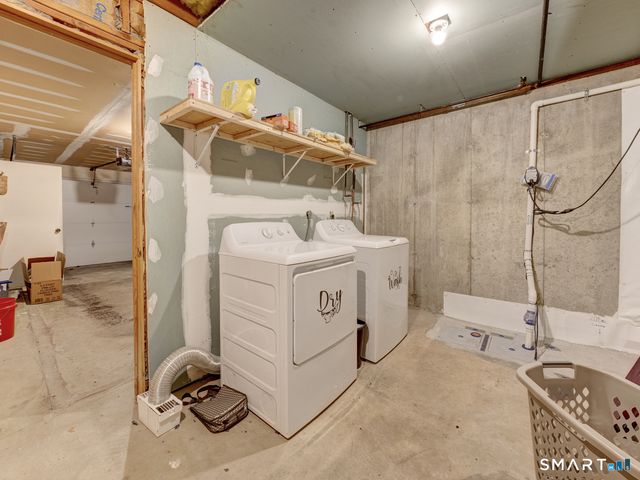 245 East Woodland Street 35, Meriden, CT 06451