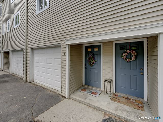 245 East Woodland Street 35, Meriden, CT 06451
