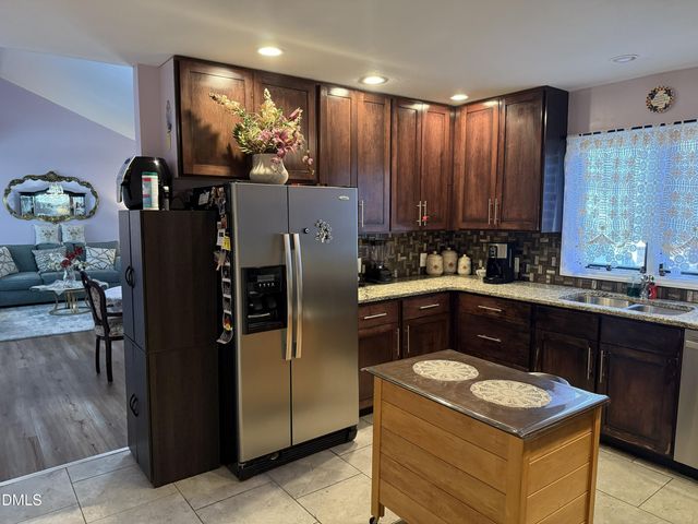 465 Harbor Trace, Sanford, NC 27332