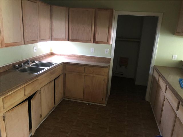 4223 Rockingham Street, Houston, TX 77051