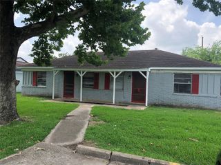 4223 Rockingham Street, Houston, TX 77051