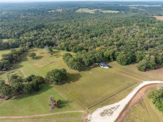 760 Private Road 2422, Oakwood, TX 75855
