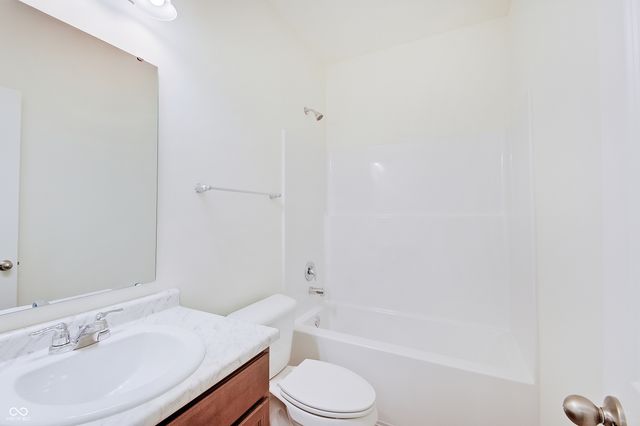 10613 N Country View Way, Mooresville, IN 46158