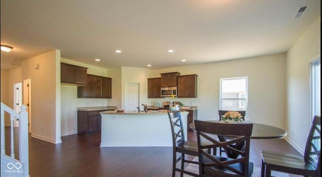 10613 N Country View Way, Mooresville, IN 46158