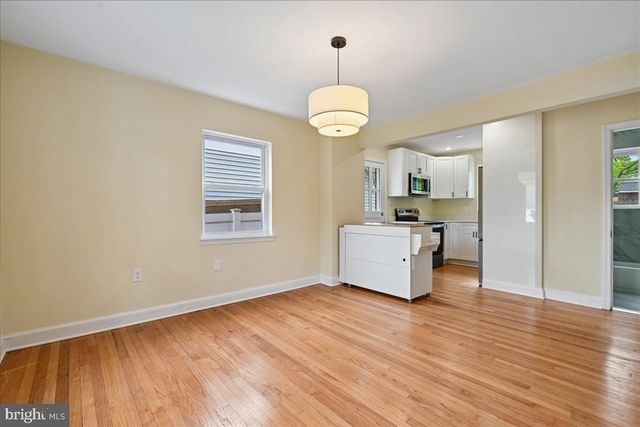 5007 53RD PL, Hyattsville, MD 20781