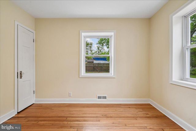 5007 53RD PL, Hyattsville, MD 20781