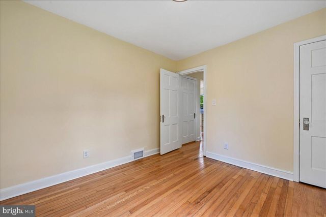 5007 53RD PL, Hyattsville, MD 20781