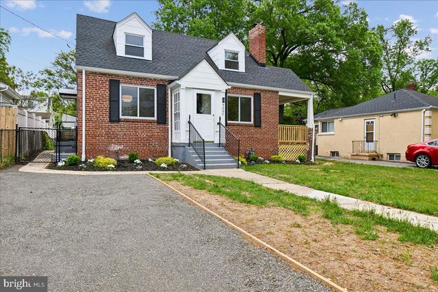 5007 53RD PL, Hyattsville, MD 20781