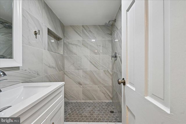 5007 53RD PL, Hyattsville, MD 20781