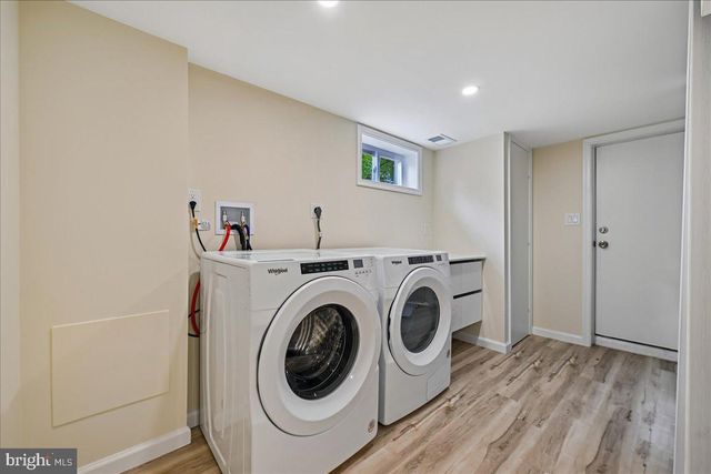 5007 53RD PL, Hyattsville, MD 20781