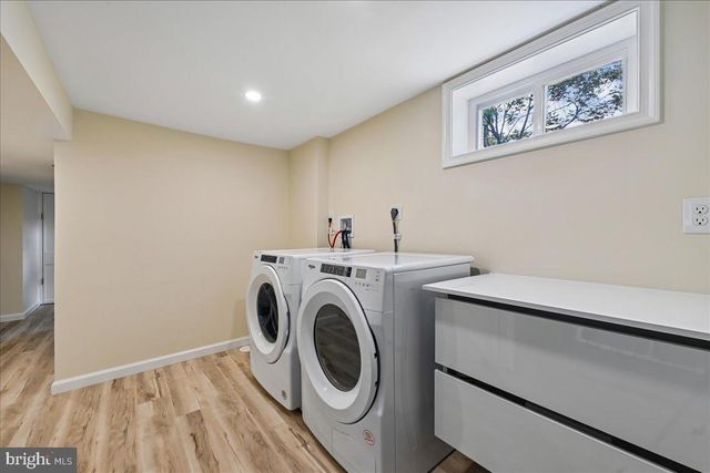 5007 53RD PL, Hyattsville, MD 20781