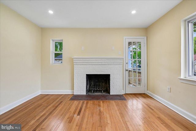 5007 53RD PL, Hyattsville, MD 20781
