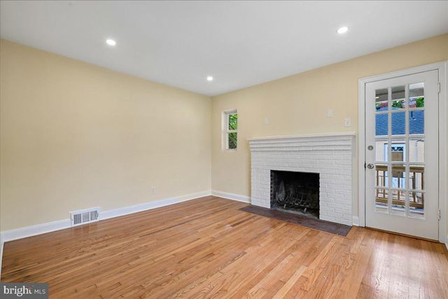 5007 53RD PL, Hyattsville, MD 20781