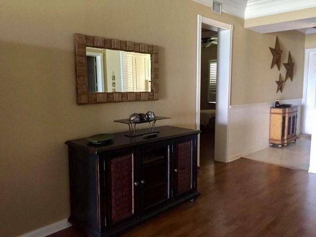 20 Harbour Isle Drive W 106, Fort Pierce, FL 34949