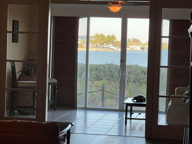 20 Harbour Isle Drive W 106, Fort Pierce, FL 34949