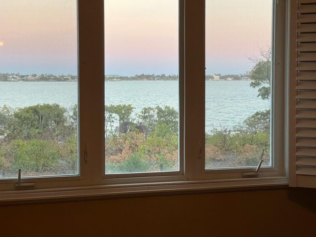 20 Harbour Isle Drive W 106, Fort Pierce, FL 34949