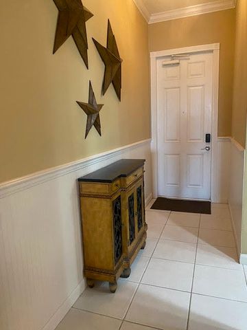 20 Harbour Isle Drive W 106, Fort Pierce, FL 34949