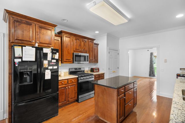 215 Franklin Heights Dr, Winchester, TN 37398