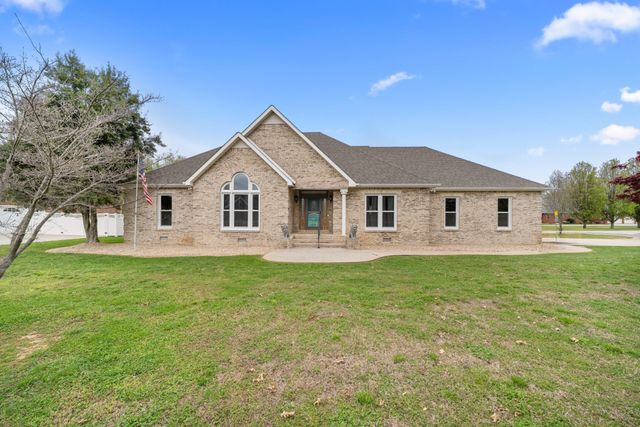 215 Franklin Heights Dr, Winchester, TN 37398