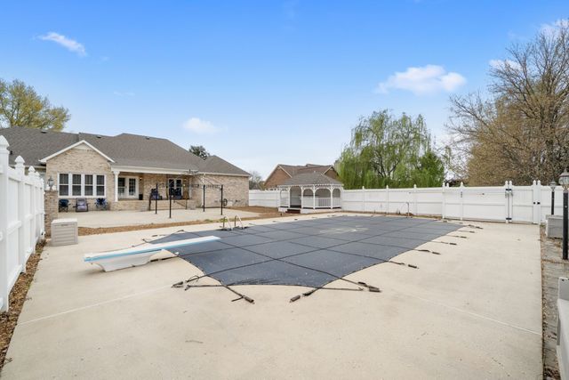 215 Franklin Heights Dr, Winchester, TN 37398