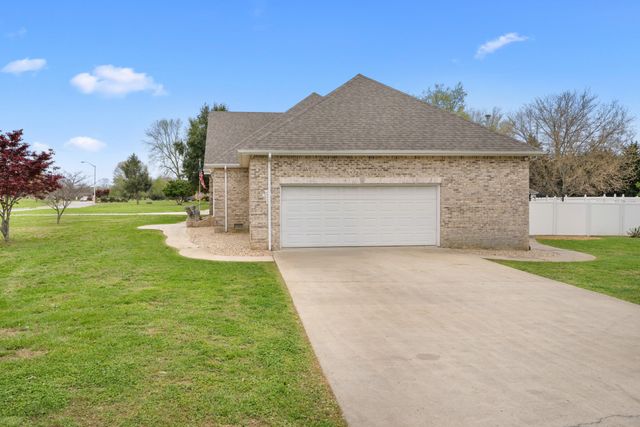 215 Franklin Heights Dr, Winchester, TN 37398