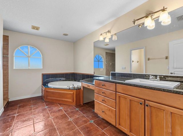 8607 51ST AVENUE W, Bradenton, FL 34210