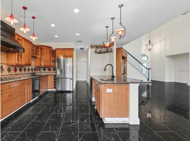 8607 51ST AVENUE W, Bradenton, FL 34210