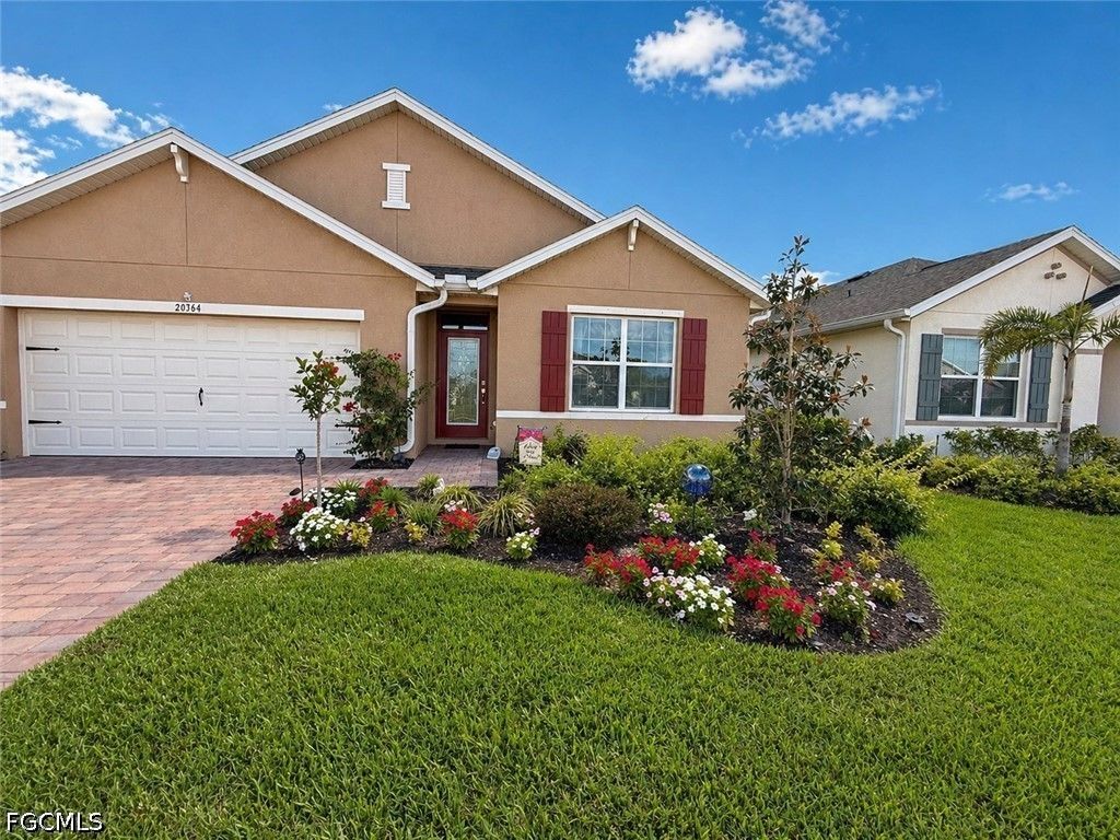 20364 Camino Torcido LOOP, North Fort Myers, FL 33917