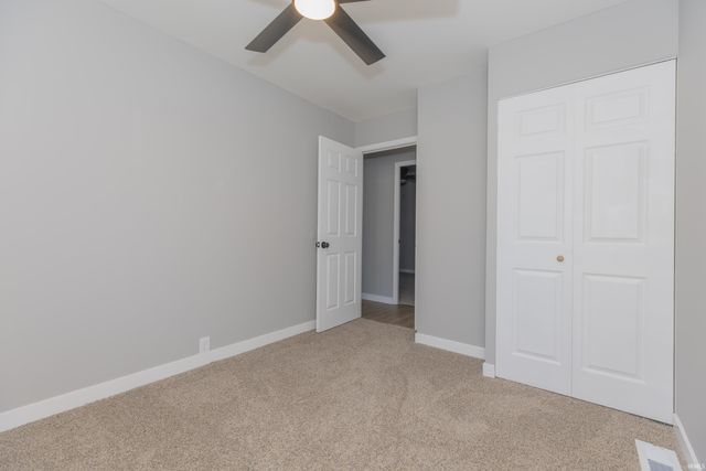 5007 Manor Court, Evansville, IN 47710