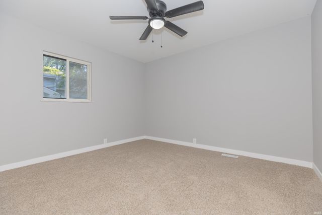 5007 Manor Court, Evansville, IN 47710