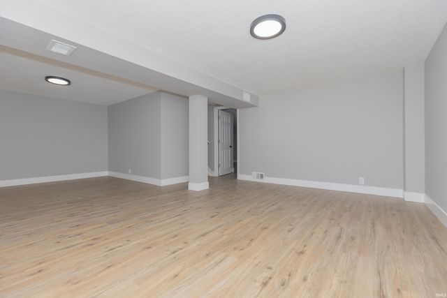 5007 Manor Court, Evansville, IN 47710