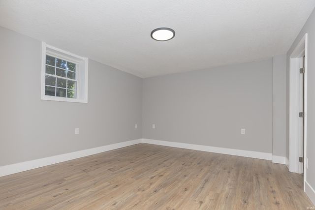 5007 Manor Court, Evansville, IN 47710