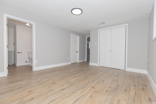 5007 Manor Court, Evansville, IN 47710