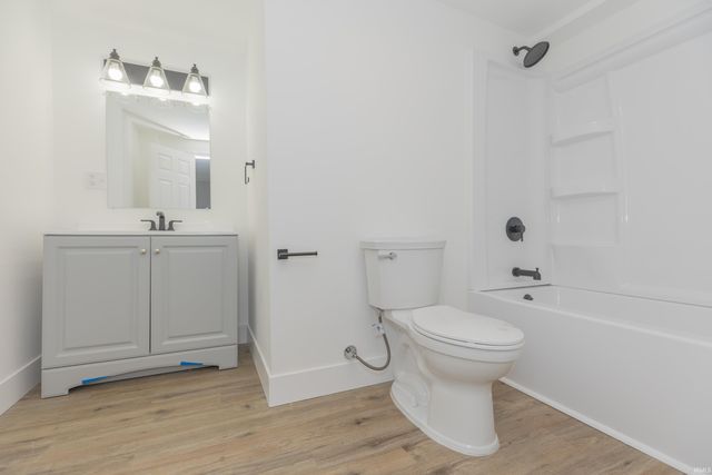 5007 Manor Court, Evansville, IN 47710