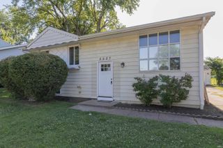 5007 Manor Court, Evansville, IN 47710