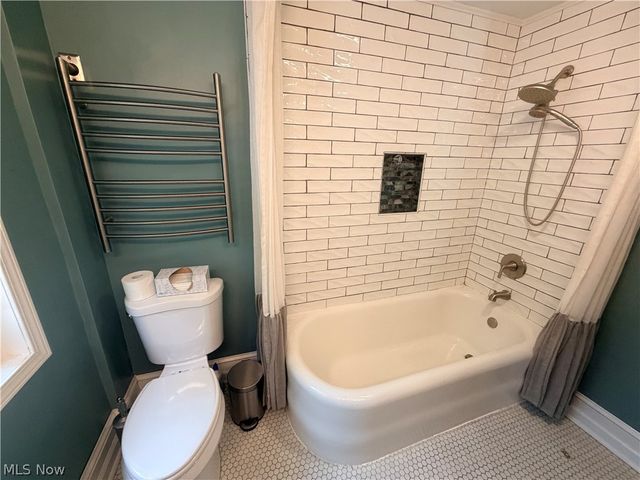 546 Letchworth Drive, Akron, OH 44303