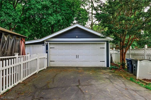 546 Letchworth Drive, Akron, OH 44303