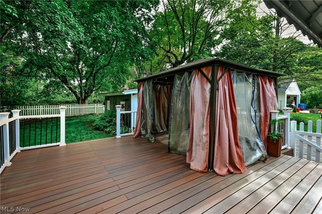 546 Letchworth Drive, Akron, OH 44303
