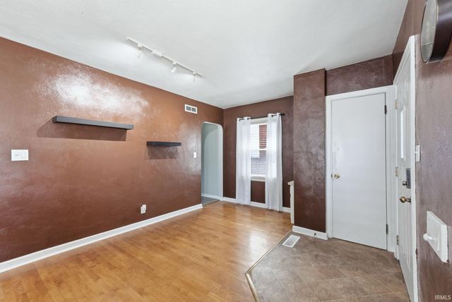 4229 Tacoma Avenue, Fort Wayne, IN 46807