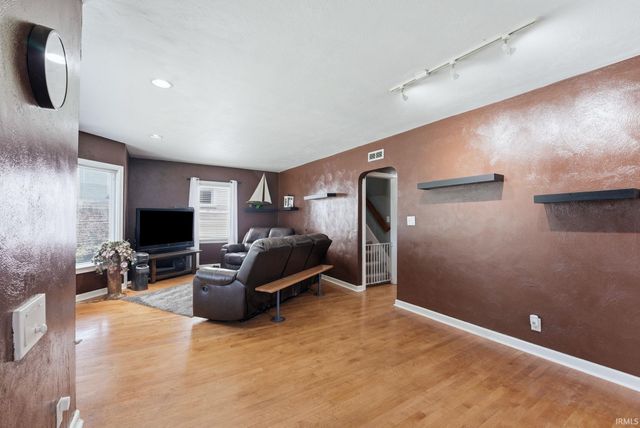 4229 Tacoma Avenue, Fort Wayne, IN 46807
