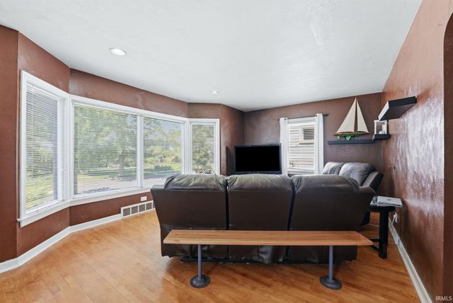 4229 Tacoma Avenue, Fort Wayne, IN 46807