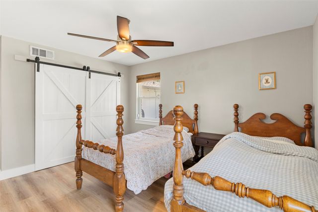 10647 Chesterton Drive, Dallas, TX 75238