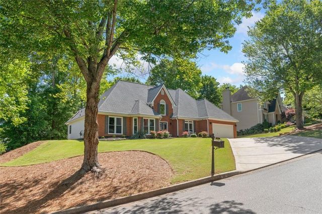 1905 Broadwell Oaks Drive, Alpharetta, GA 30004