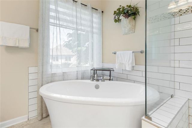 1905 Broadwell Oaks Drive, Alpharetta, GA 30004