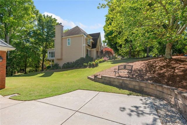 1905 Broadwell Oaks Drive, Alpharetta, GA 30004